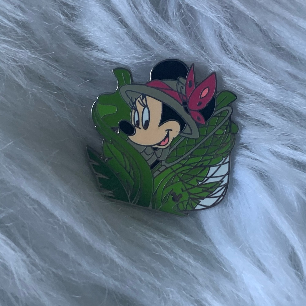 Minnie Animal Kingdom Safari Pin